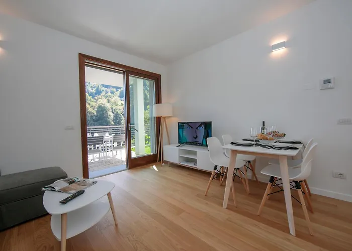 Апартаменты Argegno Home *