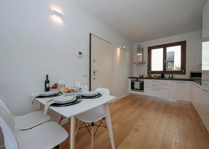 Argegno Home *