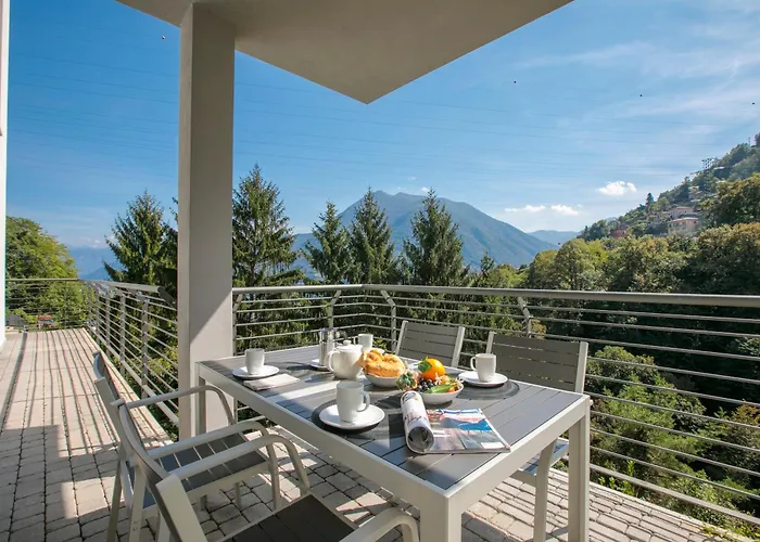 Argegno Home Apartmán *